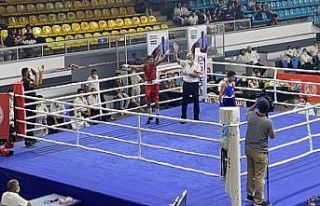 Büyükşehir’in sporcusu Özkısa boksta Türkiye...