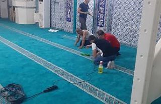 Camiye yapılan saldırıda 2 gözaltı