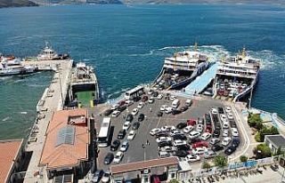 Çanakkale’de tatilcilerin dönüş çilesi başladı