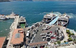 Çanakkale’de tatilcilerin dönüş yoğunluğu...