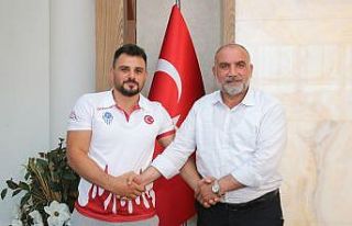 Canik Belediyesi başpehlivanı yeniden Kırkpınar...