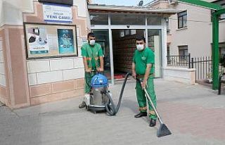 Çankaya Belediyesinden bayram öncesi cami temizliği