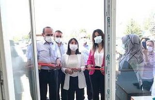 Çavdarhisar’da çini sergisi açıldı