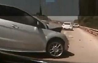 Çeşme Otoyolu’ndaki zincirleme kaza kamerada