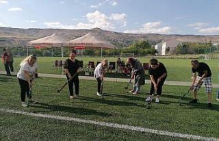 Çim Hokeyi müsabakalarını tamamladı