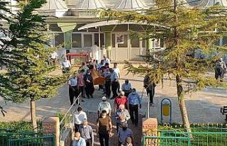 Cinayete kurban giden baba ve kızı yan yana toprağa...