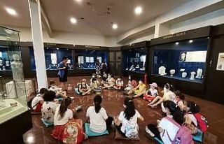 Çocuklar müze kültürünü yaşayarak öğreniyor