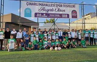 Çocuklara, kulüplerin antrenman yapabileceği nitelikte...