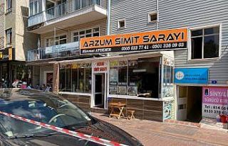 Çocuklarının önünde eşine kurşun yağdırdı