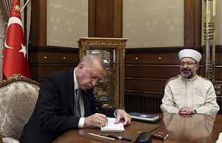 Cumhurbaşkanı Erdoğan, TDV’ye kurban bağışında...