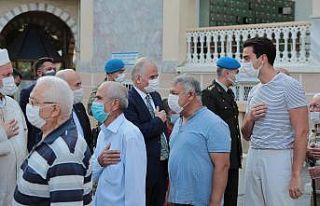 Denizli’de bayramlaşma geleneği değişmedi