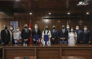 DEÜ’den genç iş insanlarına destek