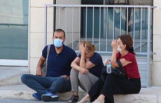 Doktor kazada öldü, anne güçlükle ayakta durabildi