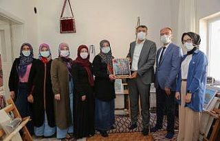 Domaniç’te Minyatür Halı Dokuma Kursu