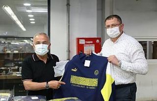 Dünyaca ünlü spor kulüplerinin ve Formula formaları...