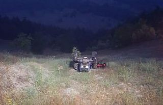 Dursunbey’de traktör devrildi: 1 ölü