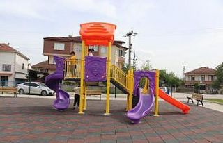 Düzce’de her mahalleye park yapılıyor