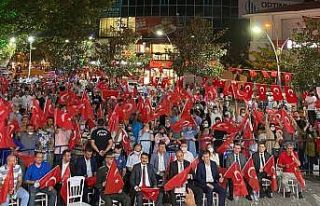 Edremit 15 Temmuz’da tek yürek oldu