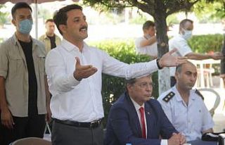 Edremit’te resmi bayramlaşma yapıldı
