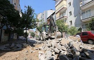 Efeler Belediyesi, yolları yeniliyor