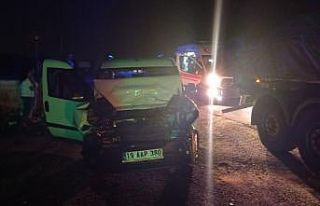 Ehliyetsiz ve alkollü sürücü kaza yaptı: 5 yaralı