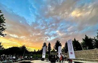 Elazığ’da açık havada piyona resitali