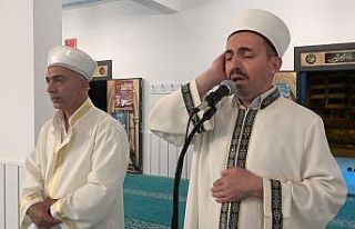 Elazığ’da bin 11 camide eş zamanlı olarak sela...