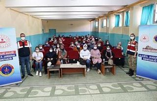 Elazığ’da ‘En İyi Narkotik Polisi Anne’ projesi