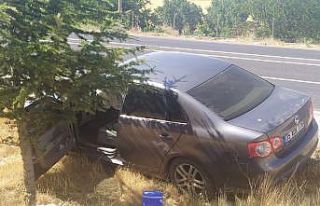 Elazığ’da iki otomobil çarpıştı: 6 yaralı