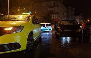 Ereğli’de 3 aracın karıştığı zincirleme kaza:...