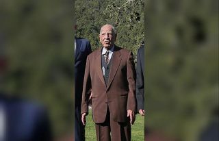 Eski Başkan Dartanel hayatını kaybetti