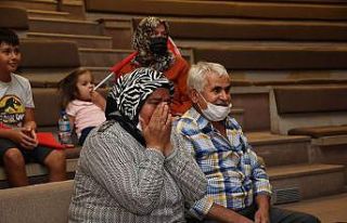 Esra Yıldız’ın ailesi müsabakayı protokolle...