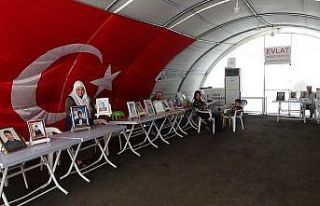 Evlat nöbetindeki baba, 17 bayramdır oğlunu göremiyor