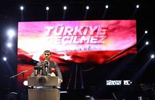 Fadıloğlu, darbe girişiminin 5. yılında da Demokrasi...