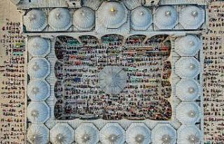 Fatih Camisi’nde bayram namazı coşkusu