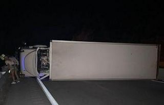 Freni boşalan kamyonun sürücüsü, araç konvoyunu...