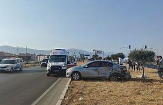 Gaziantep’te cip ile otomobil çarpıştı: 2 yaralı