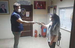 Gaziosmanpaşa’da kadınların cep telefonunu kapkaç...
