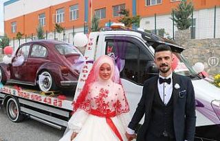 Gelinin vosvos isteğini kırmak istemeyen damattan...