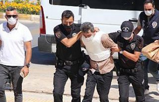 Genç kızı bıçaklayıp öldürmüştü, adliyeye...