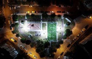 Gençlik Parkı yeni haliyle göz kamaştırdı