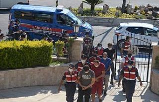 Göçmen kaçakçılarına 8 tutuklama