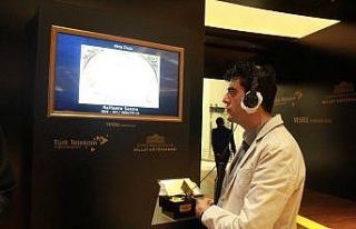 Görme engelli sanatseverler ‘Tablolar Konuşuyor...