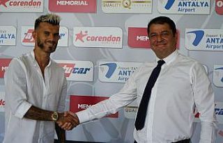 Güray Vural Antalyaspor’da
