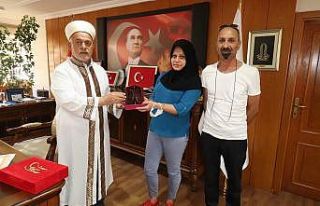 Gürcü kadın Elazığ’da Müslüman olup Elif...