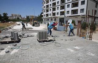 Haliliye’de 3 mahallede parke döşeme çalışması