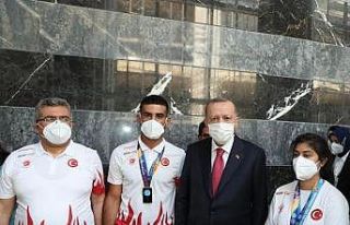 Haliliye’nin şampiyonlarından Cumhurbaşkanına...