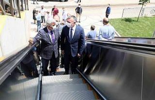 Hastalara büyük kolaylık sağlayacak üst geçit...