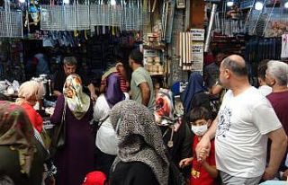 Hatay’da bıçakçılar Kurban Bayramı mesaisinde