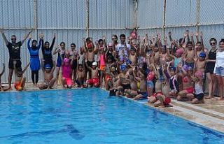 Hatay’da "Yüzme Bilmeyen Kalmasın" projesi...